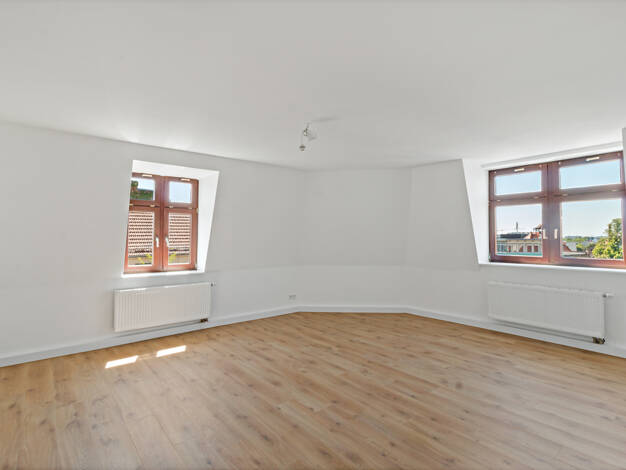 Wohnung zur Miete 990 € 2 Zimmer 80 m² Dachgeschoss Hackebornstraße 4 Altstadt Halle 06108