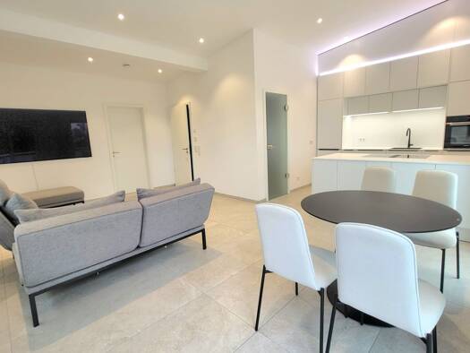 Terrassenwohnung zur Miete 920 € 2 Zimmer 81 m² Geschoss 3/4 frei ab 01.06.2026 Am Weinberg Heideck 91180