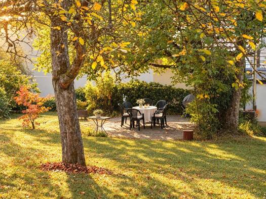 Mehrfamilienhaus zum Kauf 498.000 € 10 Zimmer 244,6 m² 2.213 m² Grundstück Epfenhofen Blumberg 78166