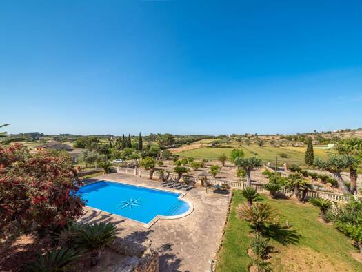 Landhaus zum Kauf 2.650.000 € 8 Zimmer 800 m² 12.000 m² Grundstück Lloret de Vistalegre 07518