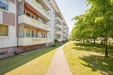 Wohnung zur Miete 399 € 2 Zimmer 50,3 m² 1. Geschoss Greifstraße 69 Vogelviertel Neubrandenburg 17034