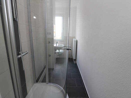 Wohnung zur Miete 339 € 2 Zimmer 45,7 m² 2. Geschoss Karl-Günzel-Straße 27 Freiberg 09599