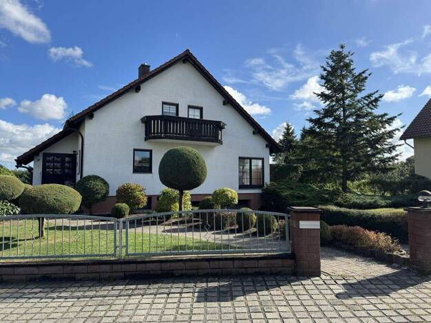 Einfamilienhaus zum Kauf provisionsfrei 450.000 € 8 Zimmer 220 m² 1.093 m² Grundstück frei ab 01.05.2026 Bernbruch Kamenz 01917