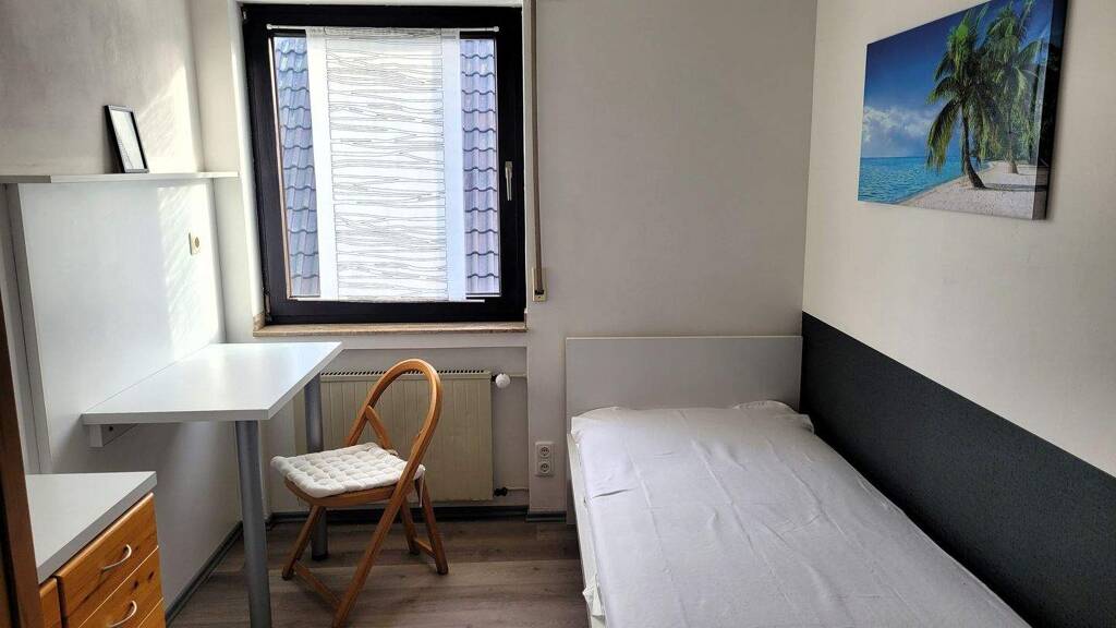 WG-Zimmer zur Miete 280 € 30 m² 2. Geschoss frei ab 01.03.2026 Lendersdorf Düren 52355