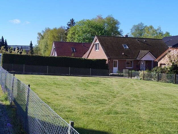 Einfamilienhaus zum Kauf provisionsfrei 679.000 € 5 Zimmer 196 m² 600 m² Grundstück Adendorf Adendorf 21365