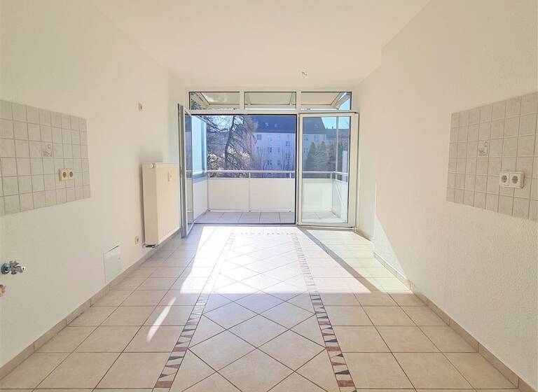 Wohnung zur Miete 460 € 3 Zimmer 79 m²<br/>Wohnfläche 4.<br/>Geschoss ab sofort<br/>Verfügbarkeit Zeißstraße 60 Hilbersdorf Chemnitz 09131