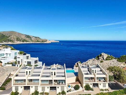 Reihenmittelhaus zum Kauf provisionsfrei 1.500.000 € 3 Zimmer 157 m² 244 m² Grundstück Cala Ratjada 07590