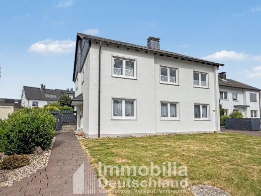 Wohnung zur Miete 690 € 3 Zimmer 86 m² 1. Geschoss frei ab 01.10.2026 Lütgendortmund Dortmund 44388