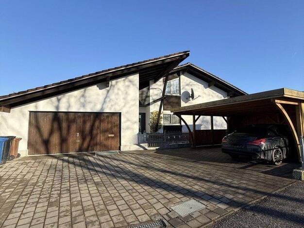 Einfamilienhaus zum Kauf provisionsfrei 580.000 € 8 Zimmer 225 m² 812 m² Grundstück Landau Landau an der Isar 94405