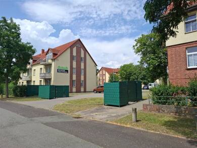 Wohnung zur Miete 447 € 3 Zimmer 71 m² EG Forststraße 2 a Genthin Genthin 39307