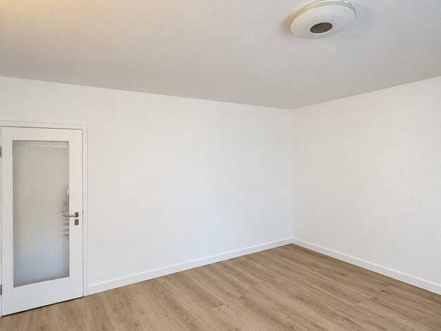 Wohnung zur Miete 690 € 1 Zimmer 33 m² 2. Geschoss frei ab 15.10.2026 Festeburgring 2 Preungesheim Nord-Ost 60435
