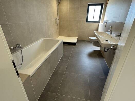Maisonette zur Miete 1.290 € 3,5 Zimmer 112 m² 2. Geschoss frei ab sofort Weinsfeld Hilpoltstein 91161