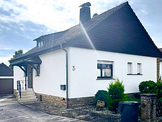 Einfamilienhaus zum Kauf 150.000 € 111 m² 1.000 m² Grundstück Bosserode Wildeck / Bosserode 36208