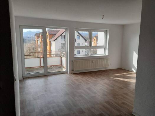 Wohnung zur Miete 389 € 2 Zimmer 59,7 m² 4. Geschoss Niddaer Straße 15 Bad Kösen Naumburg (Saale) 06628