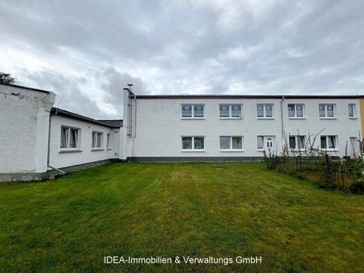 Haus zum Kauf 599.000 € 665 m² 1.774 m² Grundstück Plüggentiner Straße Samtens 18573