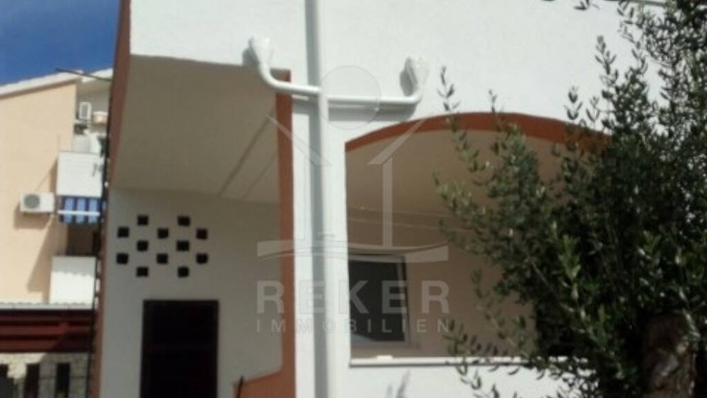 Doppelhaushälfte zum Kauf 270.000 € 6 Zimmer 125 m² 240 m² Grundstück Brac