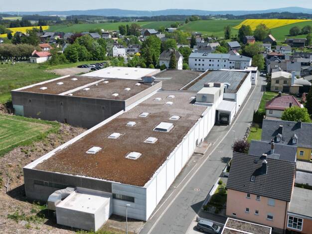 Produktionshalle zur Miete 900 m² Lagerfläche Wüstenselbitz Helmbrechts 95233