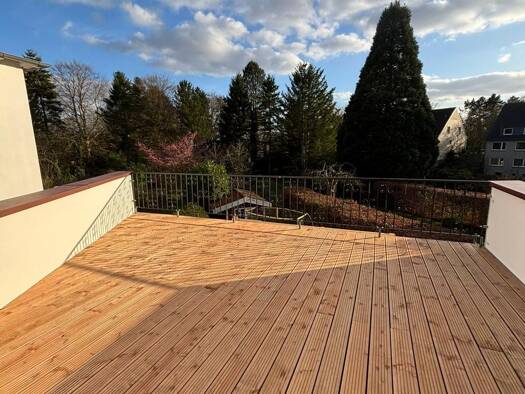 Maisonette zur Miete 3.950 € 6 Zimmer 220 m² Geschoss 1/2 frei ab sofort Marienthal Hamburg 22043