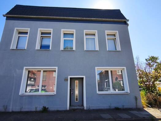 Mehrfamilienhaus zum Kauf 299.000 € 7 Zimmer 153 m² 442 m² Grundstück Uetersen 25436