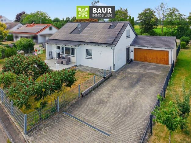 Einfamilienhaus zum Kauf 450.000 € 5 Zimmer 140 m² 1.179 m² Grundstück Humlangen Hüttisheim 89185