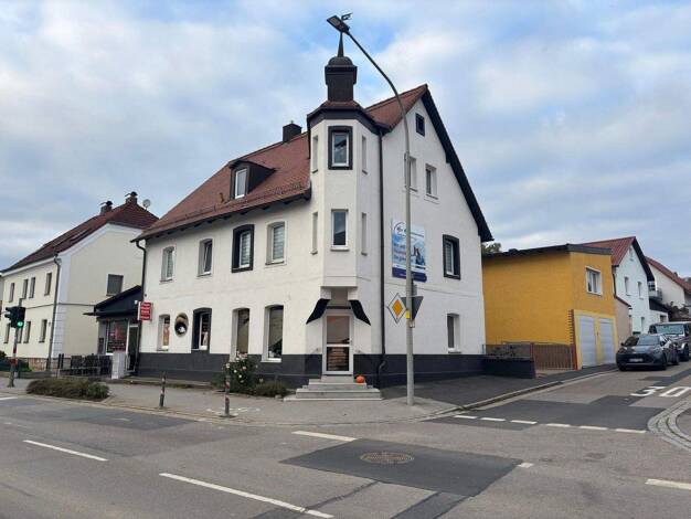 Wohnung zur Miete 925 € 3 Zimmer 103 m² 1. Geschoss Prechtlstr. 1 Haselmühl Kümmersbruck 92245