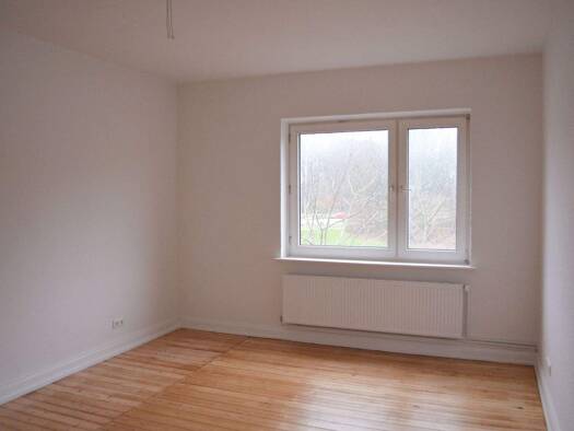 WG-Zimmer zur Miete 850 € 2,5 Zimmer 61 m² 2. Geschoss frei ab 01.06.2026 Südfriedhof Kiel 24114