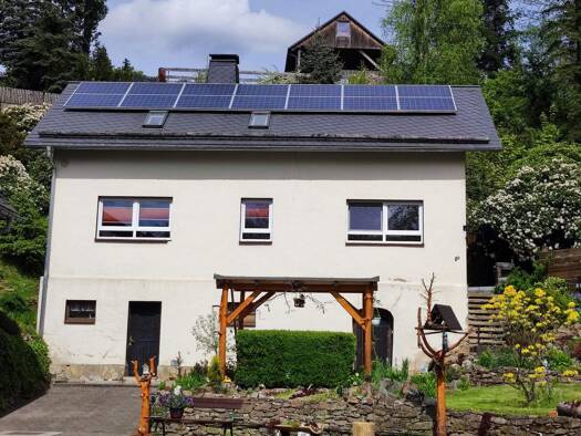 Einfamilienhaus zum Kauf 90.000 € 5 Zimmer 110 m² 1.050 m² Grundstück frei ab sofort Hennersdorf Augustusburg 09573