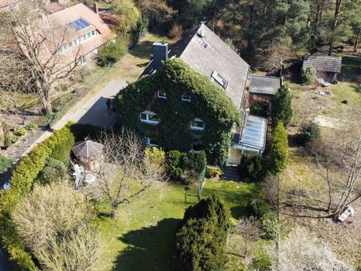 Mehrfamilienhaus zum Kauf provisionsfrei 295.000 € 11 Zimmer 268 m² 863 m² Grundstück Schneeren Neustadt am Rübenberge 31535