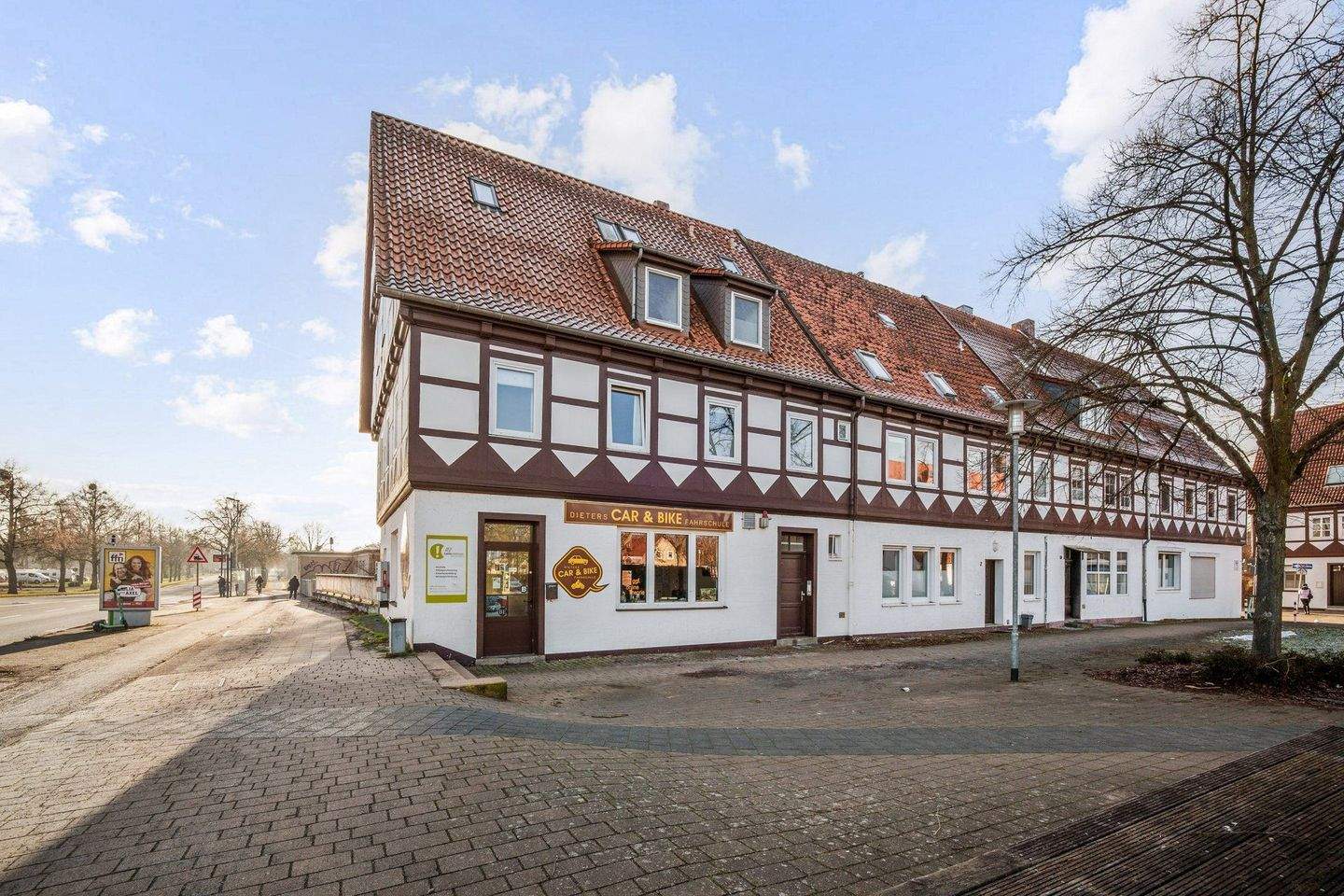 Immobilie in Braunschweig - Attraktive Kapitalanlage mit Wohn- und Gewerbeeinheit - Bild 2