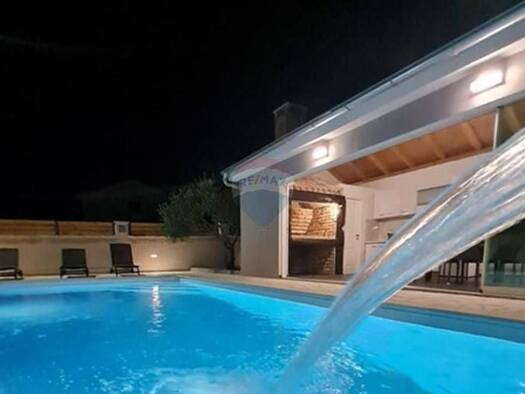Haus zum Kauf 425.000 € 7 Zimmer 126 m² Polača