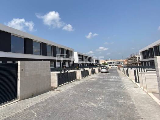 Haus zum Kauf 276.000 € 2 Zimmer 70 m² 65 m² Grundstück Alicante 03130