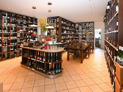 Laden zur Miete 3.100 € 153 m² Verkaufsfläche Südstadt Hannover 30169