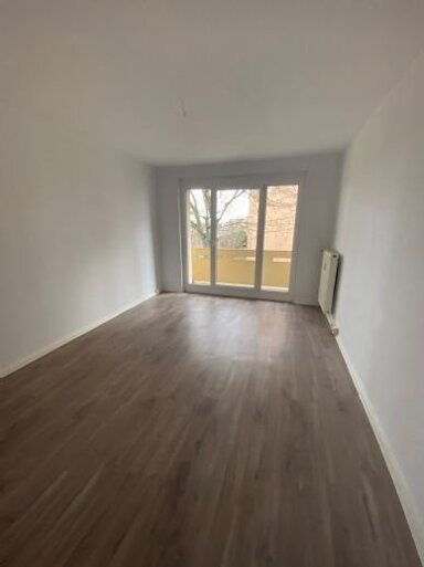 Wohnung zur Miete 450 € 5 Zimmer 84,5 m² 3. Geschoss frei ab sofort Karl-Marx-Str. 4 Hohenleuben Hohenleuben 07958