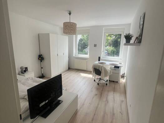 Wohnung zur Miete 560 € 1 Zimmer 28 m² Niederrad Frankfurt am Main 60528