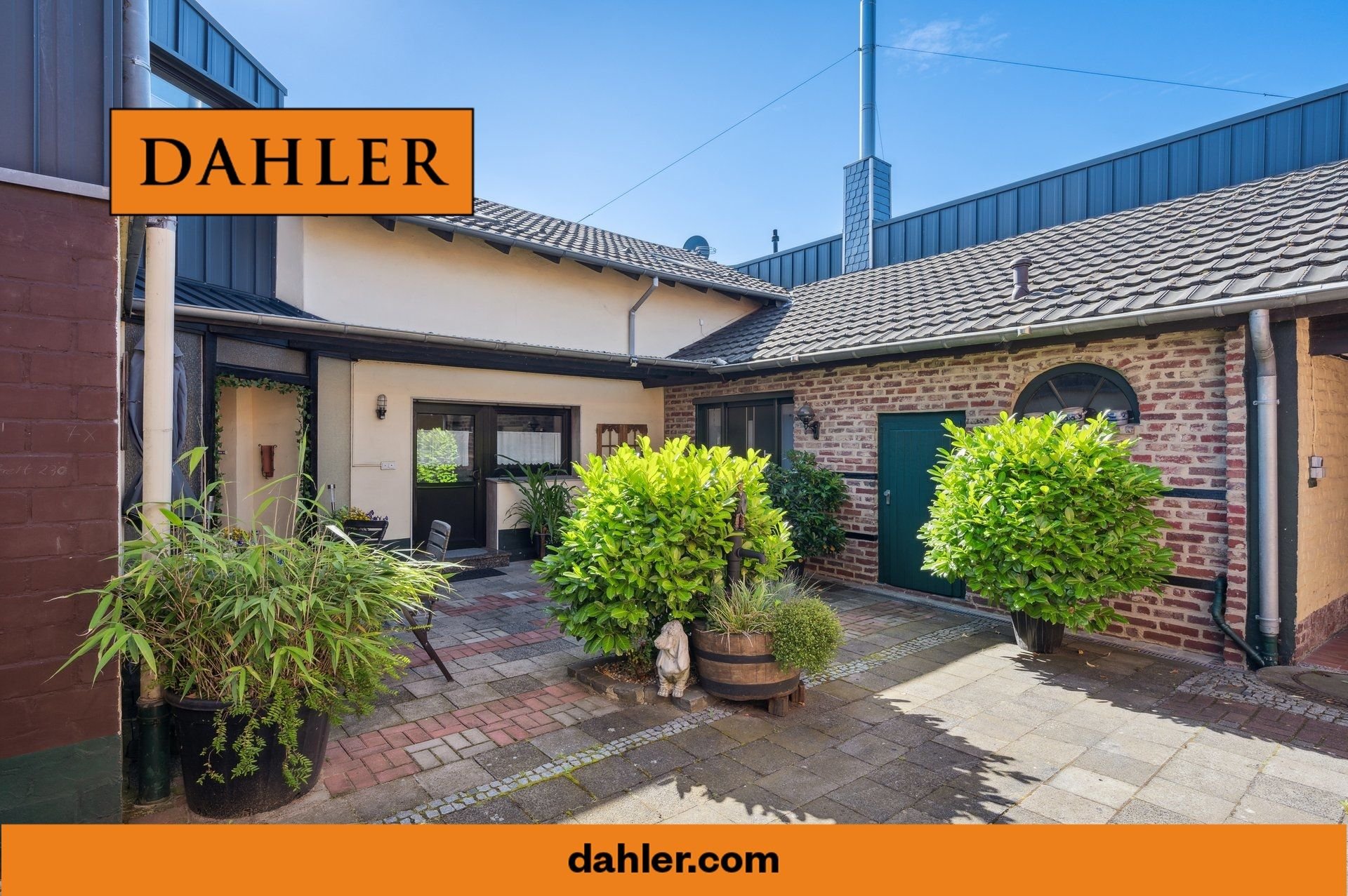 Mehrfamilienhaus zum Kauf 410.000 € 9 Zimmer 244 m²<br/>Wohnfläche 250 m²<br/>Grundstück Hardt - Mitte Mönchengladbach / Hardt 41169