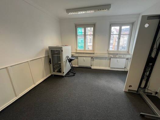 Bürofläche zur Miete 990 € 5 Zimmer 131,5 m² Bürofläche teilbar ab 131,5 m² Stadtmitte Esslingen 73728