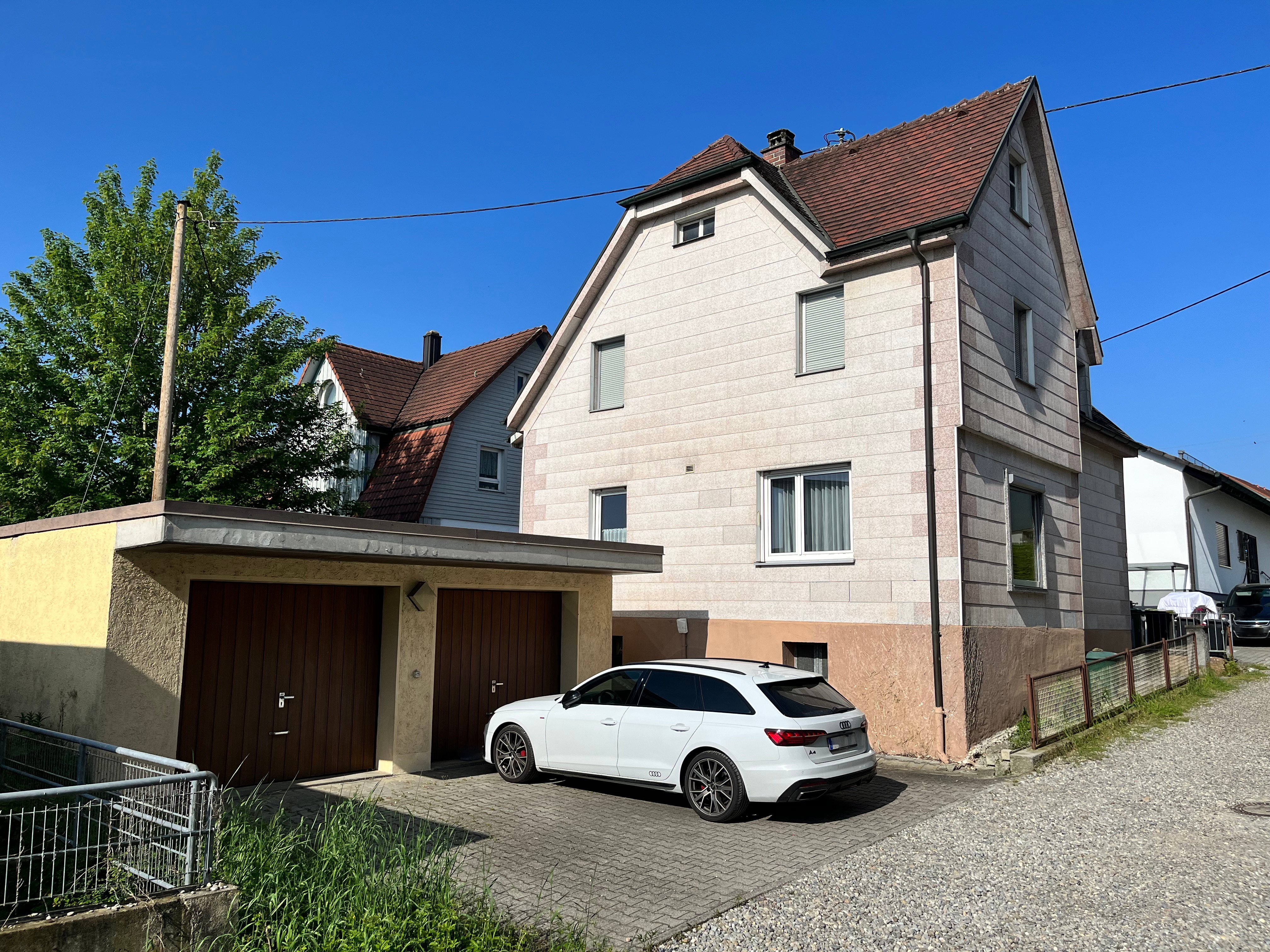 Einfamilienhaus zum Kauf 225.000 € 6 Zimmer 119,7 m²<br/>Wohnfläche 300 m²<br/>Grundstück Aulendorf Aulendorf 88326