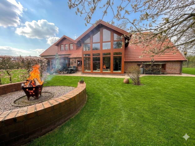 Einfamilienhaus zum Kauf provisionsfrei 520.000 € 10 Zimmer 360 m² 2.600 m² Grundstück Reepsholt Friedeburg 26446