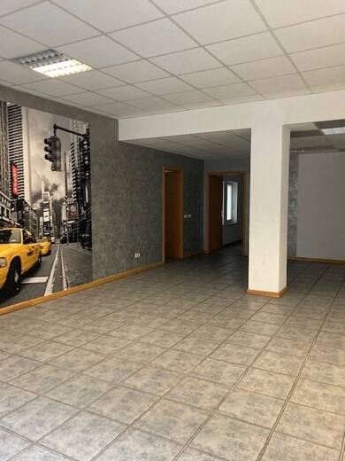 Laden zur Miete provisionsfrei 615 € 2 Zimmer 76,7 m² Verkaufsfläche Gotha Gotha 99867