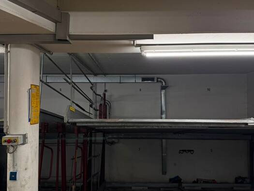 Garage zur Miete provisionsfrei 70 € 10 m² St Leonhard Weiterer Innenstadtgürtel West / Nord / Ost 90439