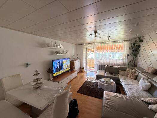 Wohnung zum Kauf 334.900 € 3 Zimmer 92,8 m² 2. Geschoss Siegfriedstraße 39 Lauf Lauf an der Pegnitz 91207