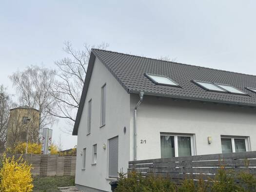 Doppelhaushälfte zur Miete 3.750 € 7 Zimmer 125 m² 150 m² Grundstück frei ab 15.01.2026 Leinfelden Leinfelden-Echterdingen 70771