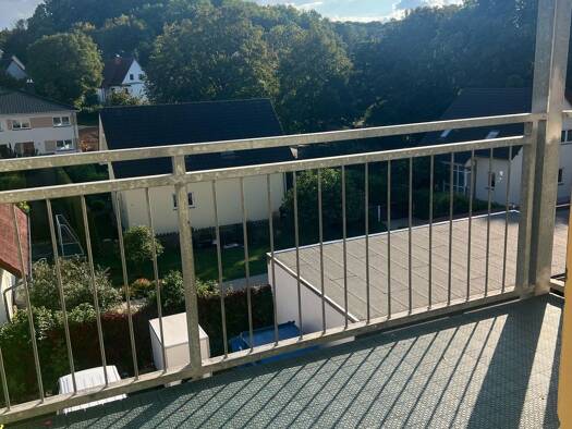 Wohnung zur Miete 780 € 3,5 Zimmer 120 m² Geschoss 1/1 frei ab sofort Altenburger Straße 90 Ostviertel Gera 07546