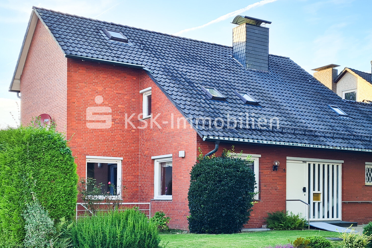 Einfamilienhaus zum Kauf 650.000 € 6 Zimmer 142,9 m²<br/>Wohnfläche 768 m²<br/>Grundstück Romaney Bergisch Gladbach 51467