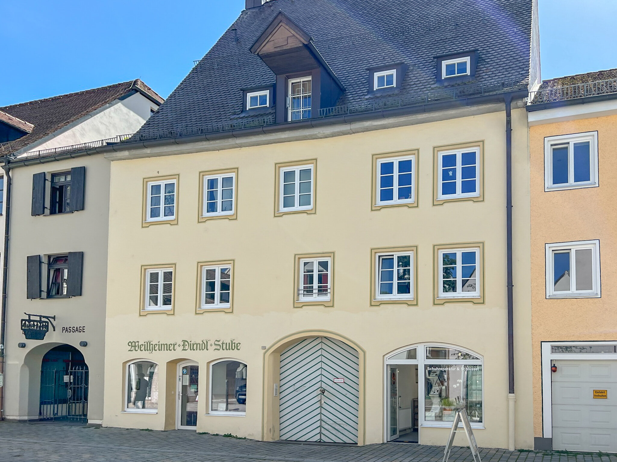 Haus zum Kauf 1.500.000 € 383 m²<br/>Wohnfläche 720 m²<br/>Grundstück Weilheim Weilheim in Oberbayern 82362