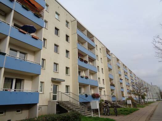 Wohnung zur Miete 528 € 3 Zimmer 68,9 m² EG frei ab sofort Rosa-Luxemburg-Allee 78 Brandenburg an der Havel 14772