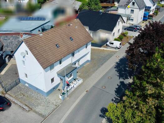 Mehrfamilienhaus zum Kauf provisionsfrei 349.000 € 6 Zimmer 167 m² 795 m² Grundstück frei ab sofort Staudt 56424