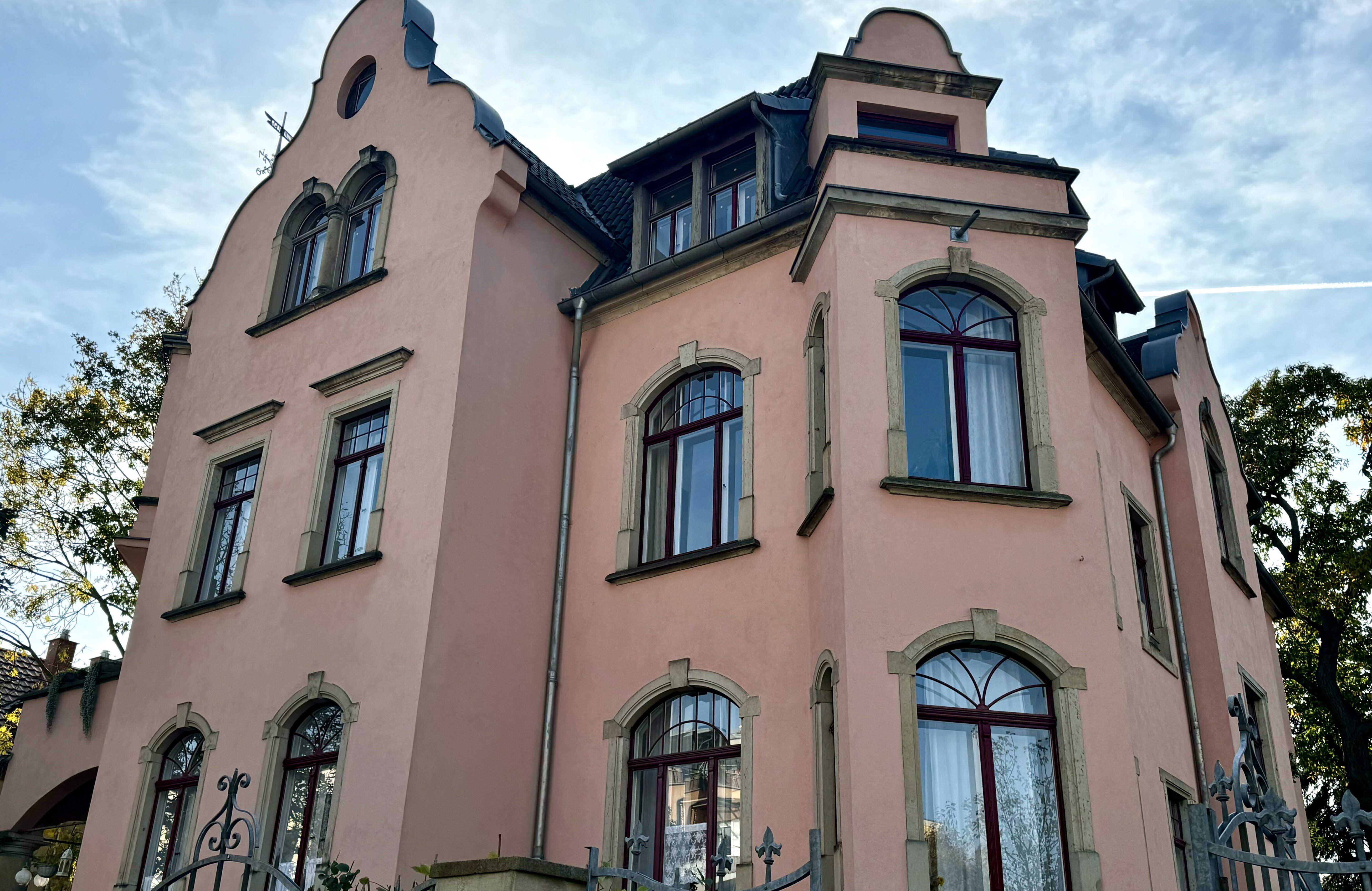 Wohnung zum Kauf 320.000 € 85,6 m²<br/>Wohnfläche 01.09.2025<br/>Verfügbarkeit Briesnitz-Süd Dresden 01157