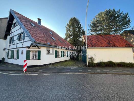 Einfamilienhaus zum Kauf 295.000 € 4 Zimmer 139 m² 275 m² Grundstück Herrath Mönchengladbach-Herrath 41189