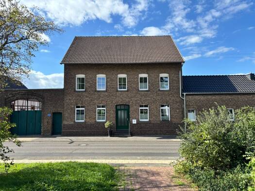 Einfamilienhaus zur Miete 1.350 € 5 Zimmer 165 m² 150 m² Grundstück frei ab 15.11.2026 Porzer Straße 121 Ranzel Niederkassel 53859